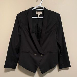 BCBGeneration Cropped Blazer, size L
